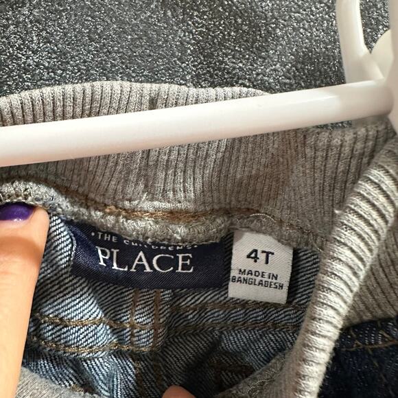 2 Pairs Children's Place Blue Denim Jeans Pockets Stretchy Waist Size 4T - Picture 9 of 11